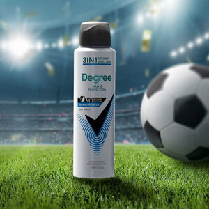 Xịt Khử Mùi Degree Men Max Protection 3 in 1 Fresh Dry Spray Từ Mỹ